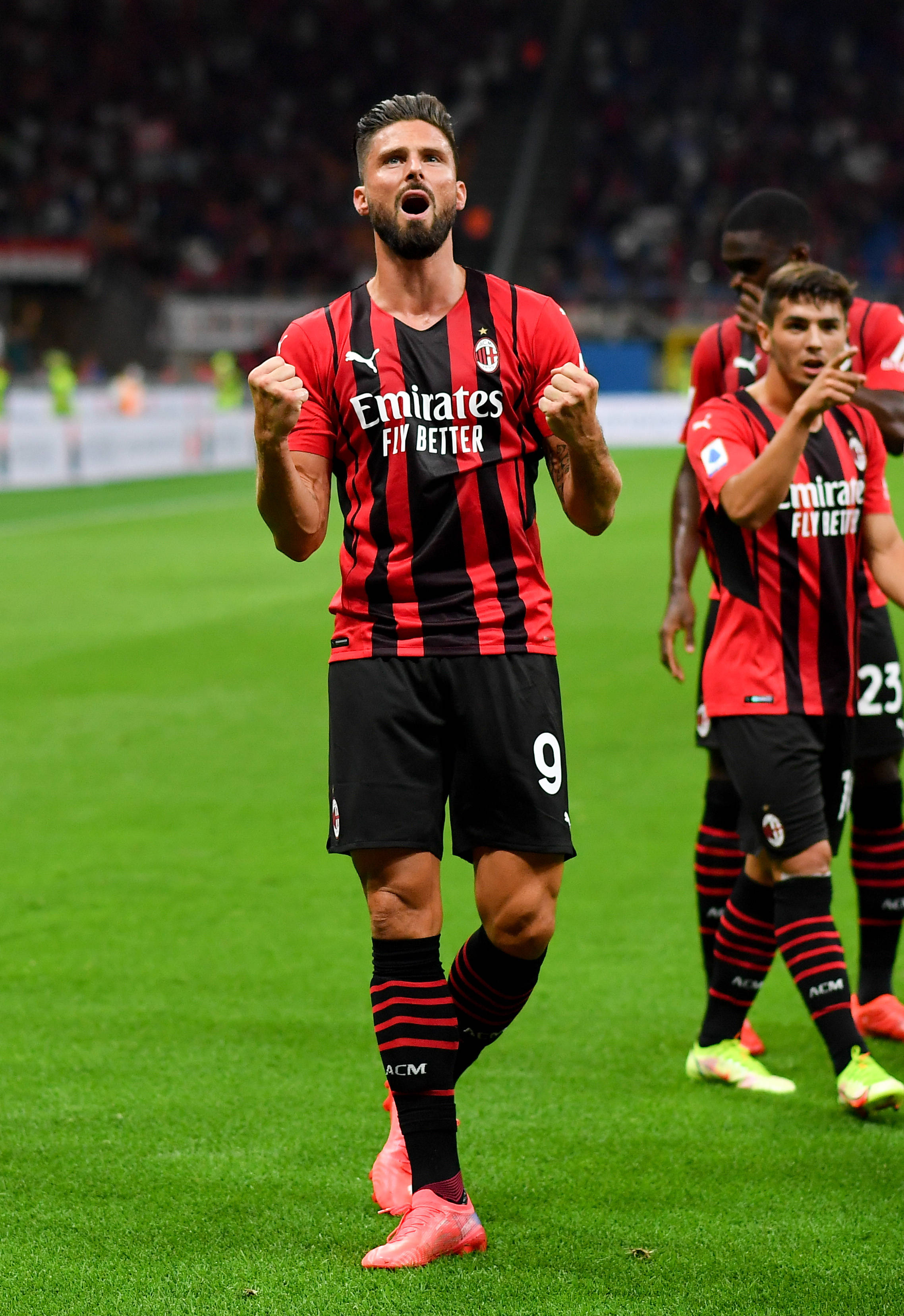 塞尔吉尼奥谈外号“塞鸟”：我像鸟一样，带着大家飞