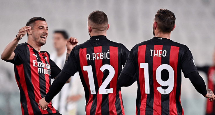 西班牙此前10次对阵乌拉圭5胜5平保持不败，打进16球丢8球