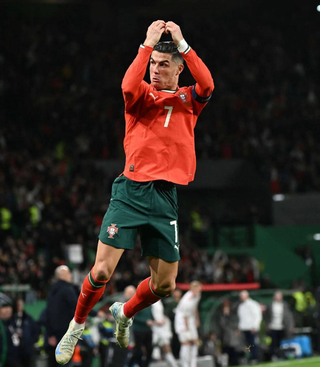 同曦队坚韧表现获赞