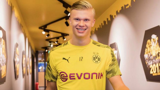 足球中超多名老将宣布退役，时代落幕