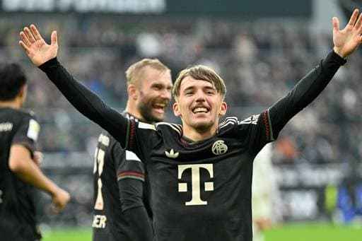 西媒：巴列卡诺球迷大巴在波兰遭50多人蒙面袭击，数人受伤